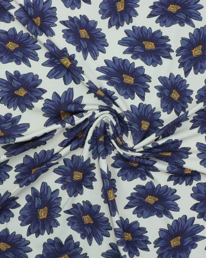 Lilla blomster på offwhite - French Terry - Image 3