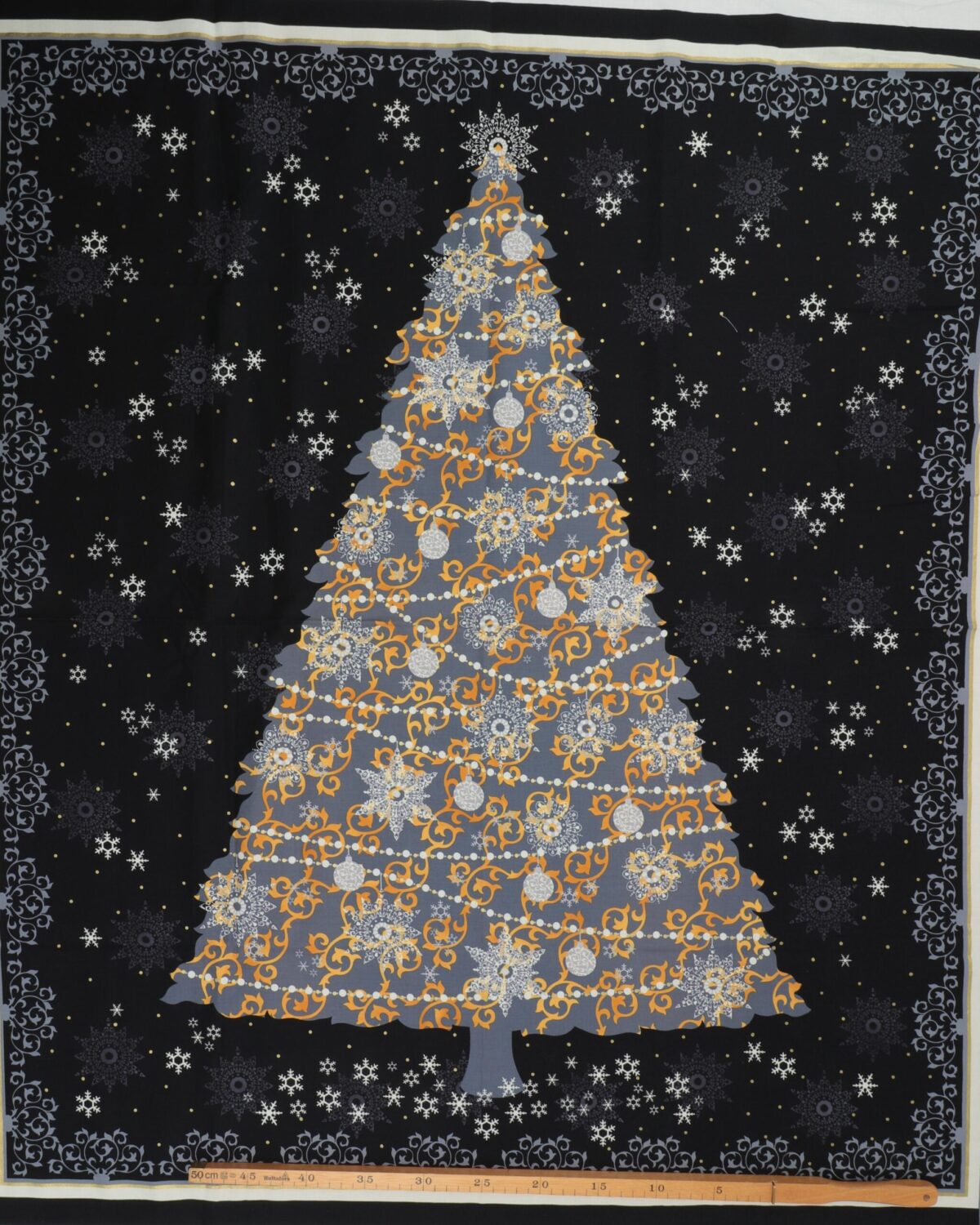 Gråt juletræ på sort - Patchwork panel - Billede 2