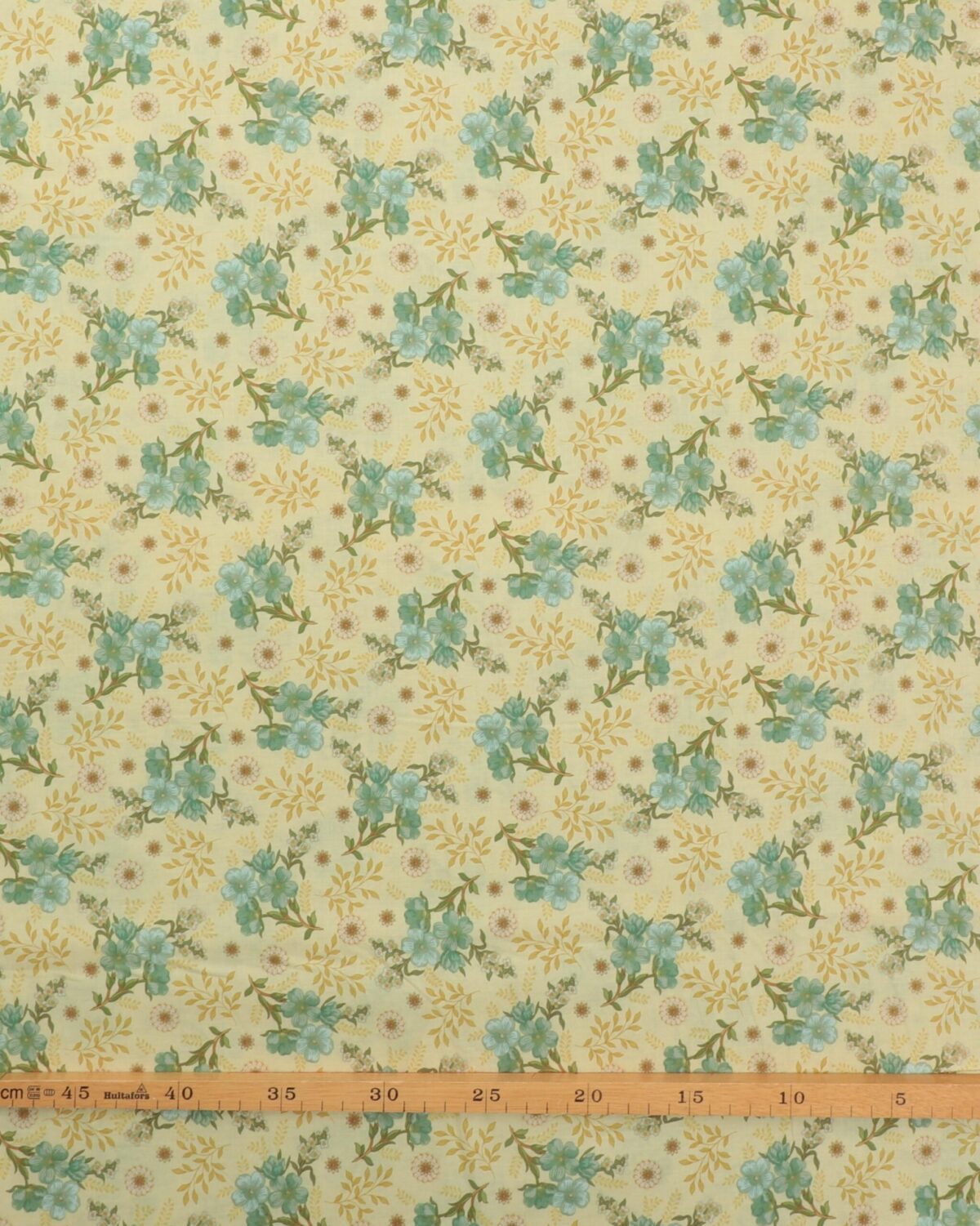 Blomster på lys gulgrøn - Patchwork - Billede 2