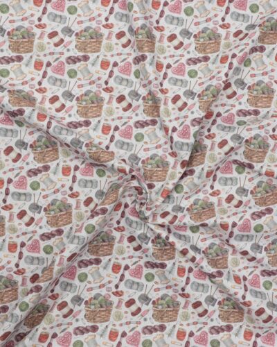 Garnnøgler i kurv, tråd mm. - Bomuld 7 Garnnøgler i kurv, tråd mm. - Bomuld