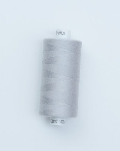 Coats Astra sytråd, 1000 m - Polyester - 9138 Lysegrå