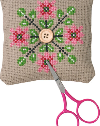 Nålepude blomster/blade - 11x11 cm (nålepude)