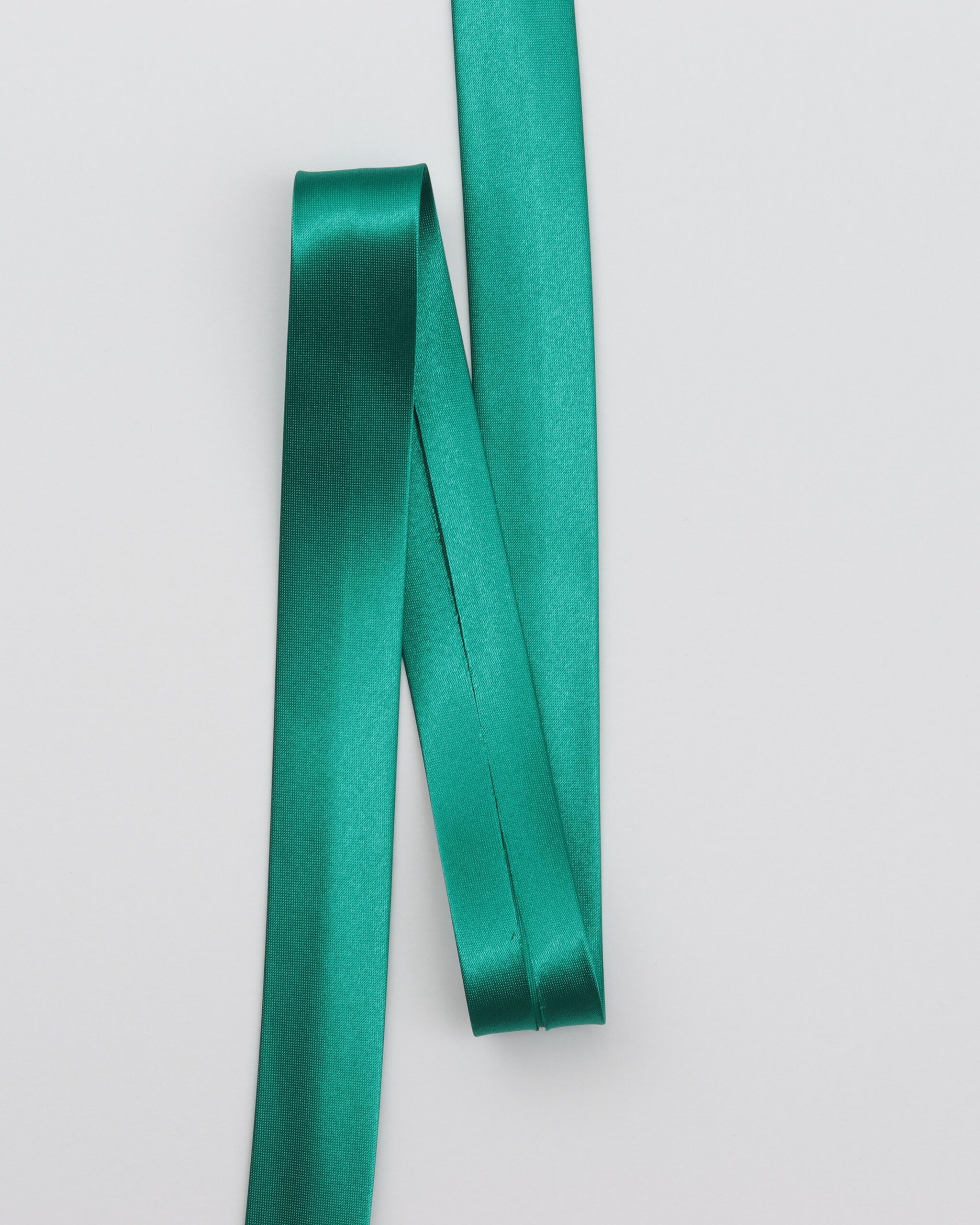 Ensfarvet satin skråbånd 20 mm - Polyester