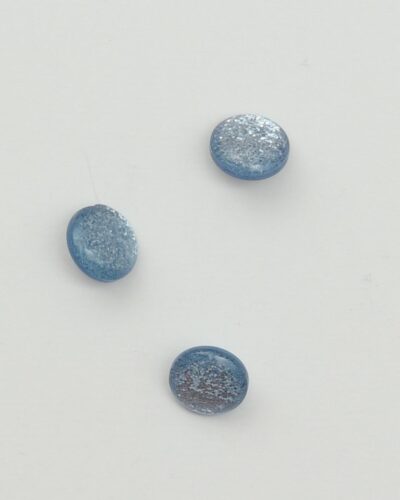 Øjeknap, blå m. sølvglimmer - 15 mm