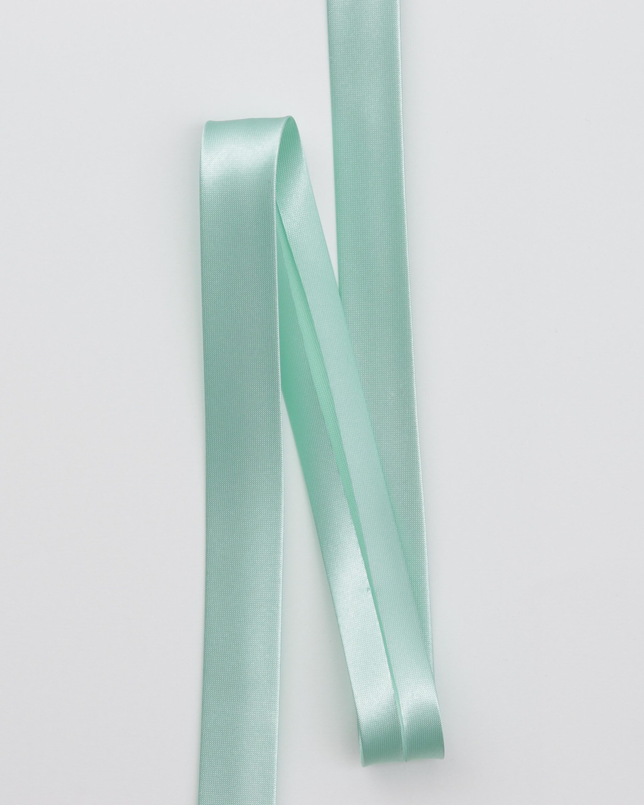 Ensfarvet satin skråbånd 20 mm - Polyester