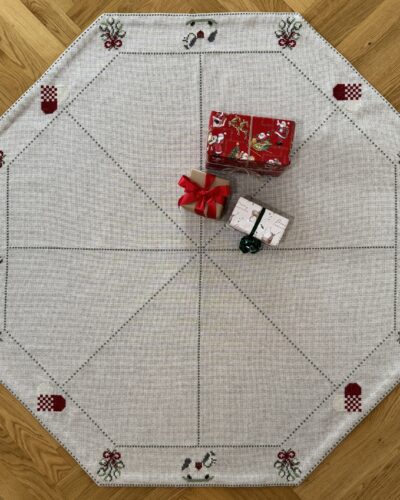 Motiver, ottekantet juletræstæppe - ca. 138 cm