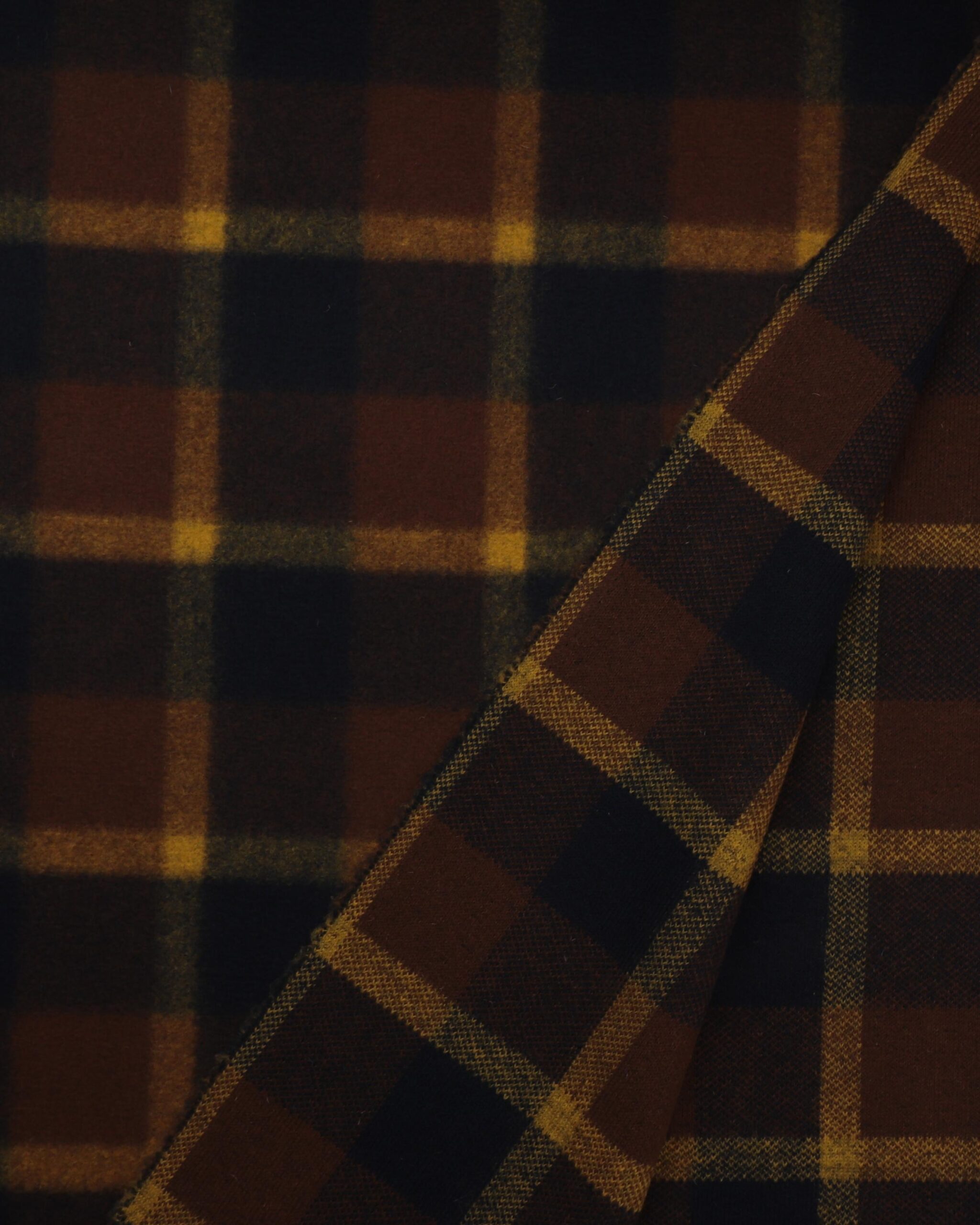 Tern, sort/brun/sennep - Kogt uld 5 Tern, sort/brun/sennep - Kogt uld - Billede 3