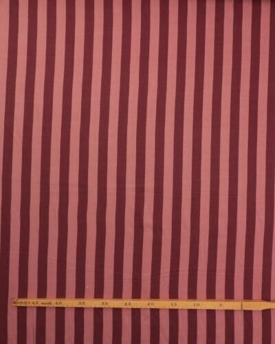 Alternative view of Striber bordeaux/gammelrosa - Twillvævet viskose