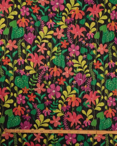 Alternative view of BLomster på sort med m. guldtråd - Viskose/metallic