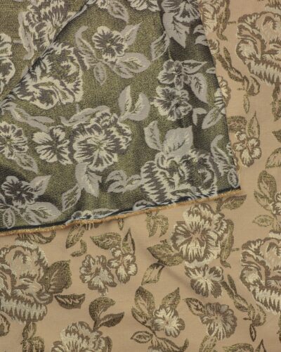 Brokade, Beige med grønlige blomster med guld - Polyester 9 Brokade, Beige med grønlige blomster med guld - Polyester