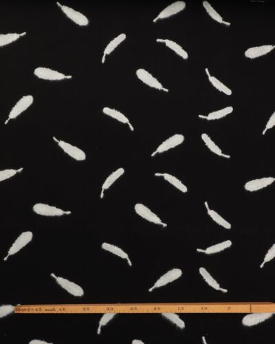 Alternative view of Sort med fjer - Uld/polyester