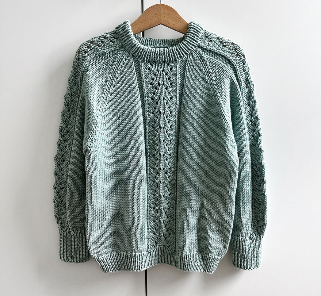 Maja sweater str. 1 - 10 år 3 Maja sweater str. 1 - 10 år