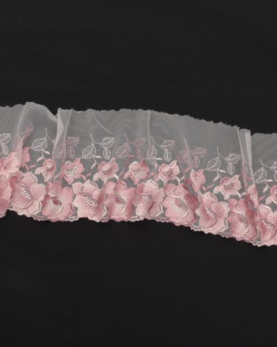 Lyserød tyl m. lyserøde blomster - 18 cm