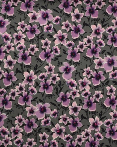 Lavendelfarvet blomster på grågrøn bund - French Terry