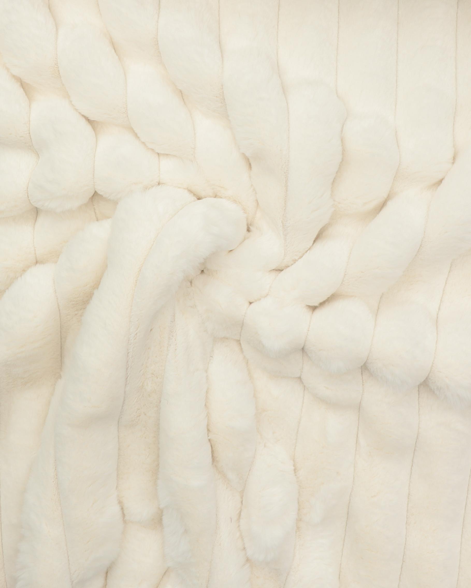Brederiflet fake fur - Flødefarvet 4 Brederiflet fake fur - Flødefarvet - Billede 2
