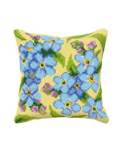 Påtegnet stramaj, blå blomster - ca. 40x40 cm