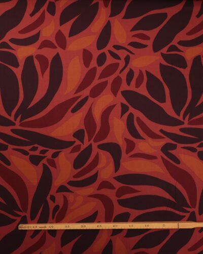 Alternative view of Stormønsteret i rust og brændt orange - Twillvævet viskose