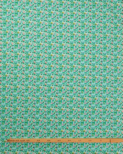 Alternative view of Små søde dyr på grøn bund - Bomuld