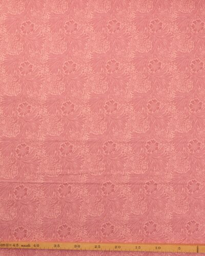 Alternative view of Marigold, rose - William Morris