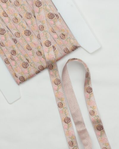 Lys gammelrosa m. blomster og lidt glimmer - ca. 18 mm