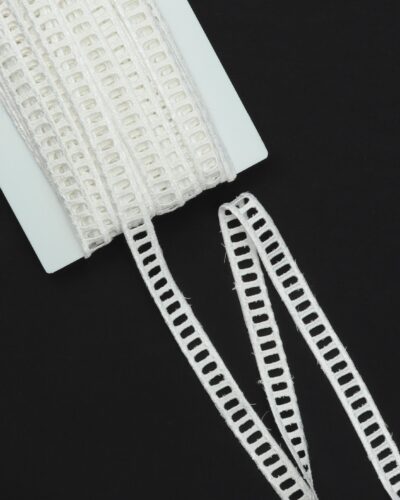 Flødefarvet bånd - 15 mm