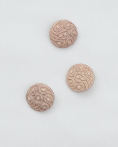Øjeknap, beige med mønster - ca. 20 mm