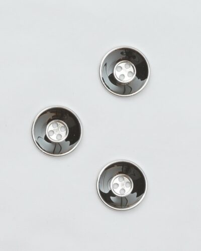 4-huls, meget mørkegrøn og sølv - 20 mm metalknap