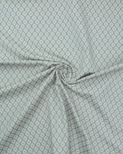 Offwhite med grønt rombemønster - Gardinstof