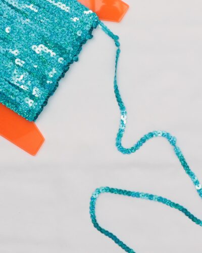 Turkis med hologram - Palietbånd 5 mm