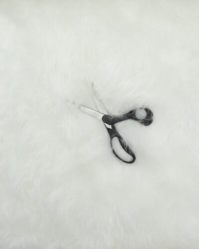 Alternative view of Imiteret pels - Langhåret hvid