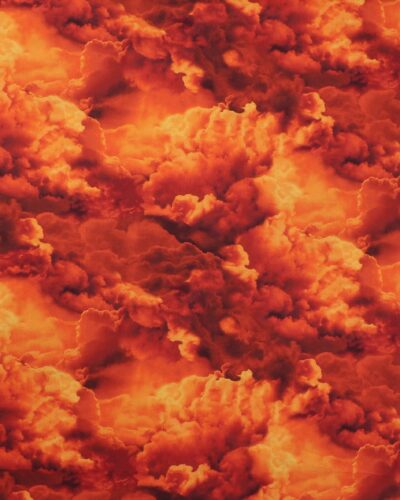 Skyer i røde, gule og orangerøde nuancer - Patchwork