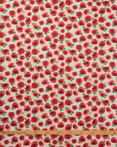 Alternative view of Valmuer og skrift på offwhite - Patchwork