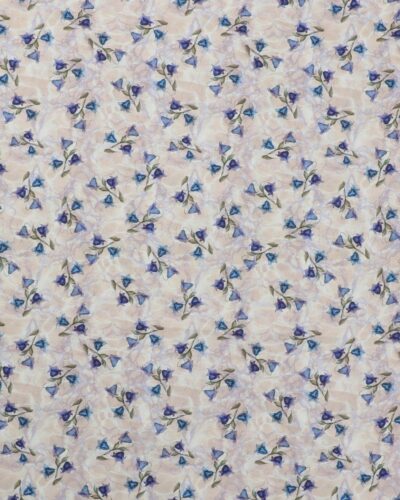 Blålilla klokkeblomster på meleret bund - Patchwork