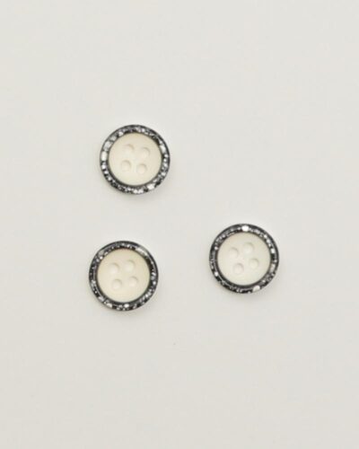 4-huls, offwhite m. perlemor i kanten - ca. 16 mm