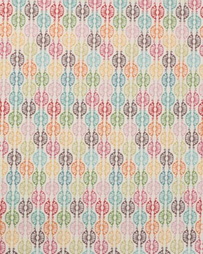 Flødefarvet bund med farvet mønster - Patchwork