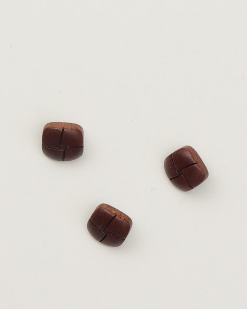 Øjeknap, firkantet brun m. mønster - 15 mm