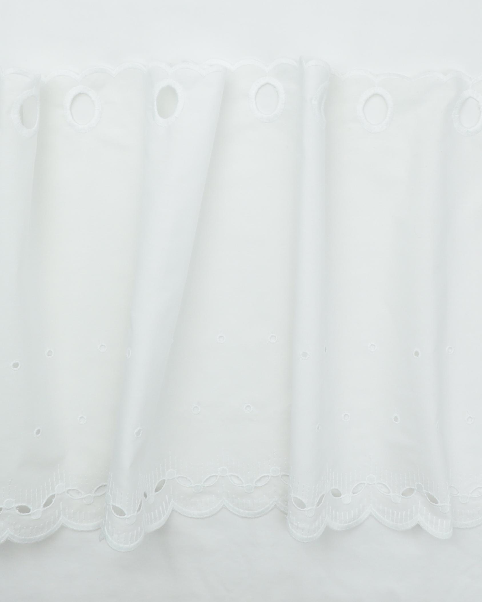 Cafégardin, hvid m. hulmønster langs tungekant - 33 cm høj - 100% Polyester