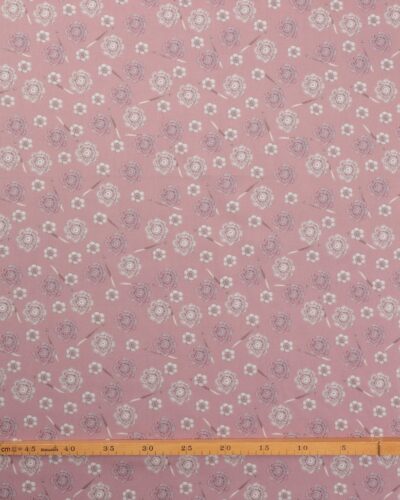 Alternative view of Cosy Knit, rosa med blomster og hæklenåle - Patchwork
