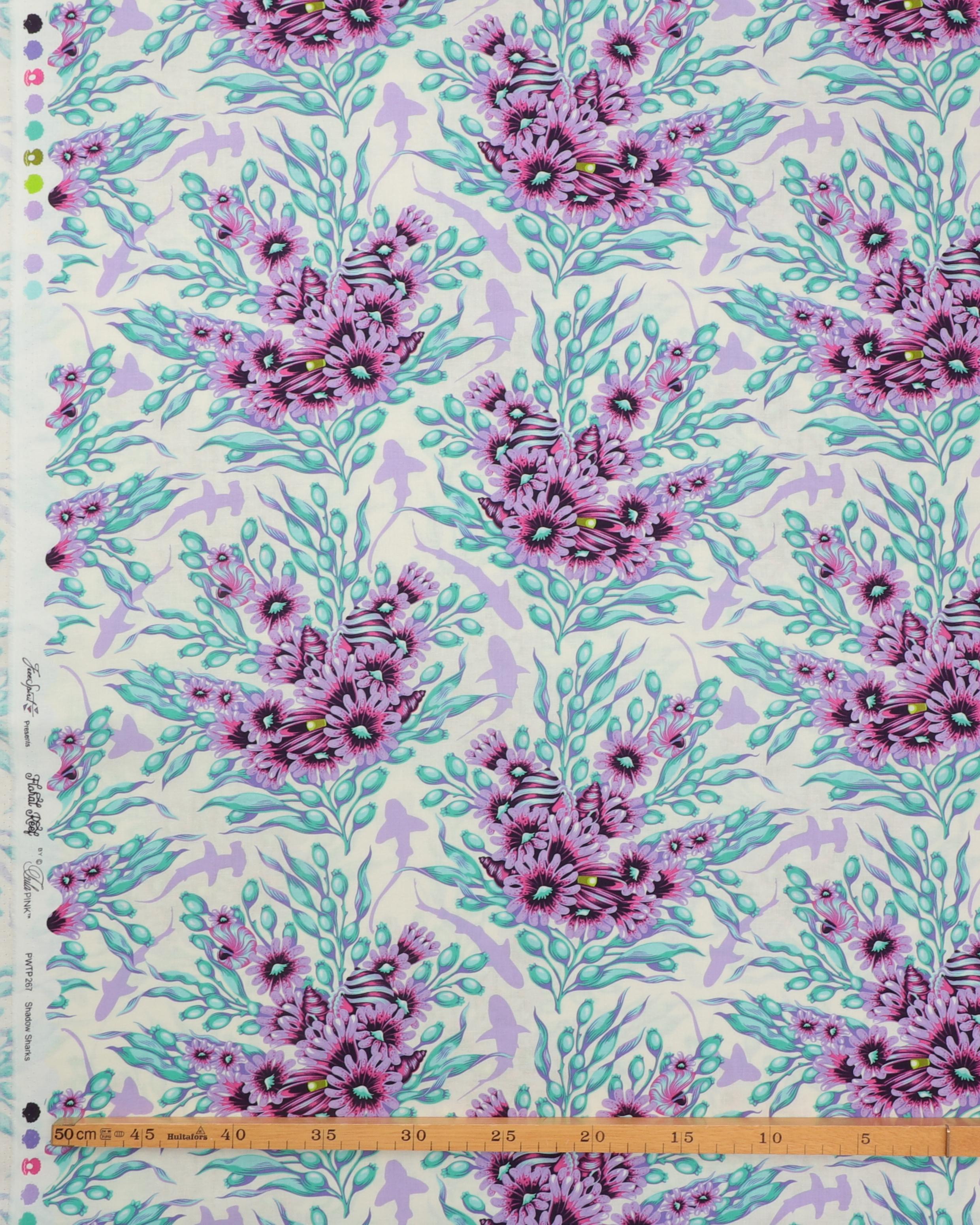 Floral Reef, Shadow Sharks - Tula Pink 4 Floral Reef, Shadow Sharks - Tula Pink - Billede 2