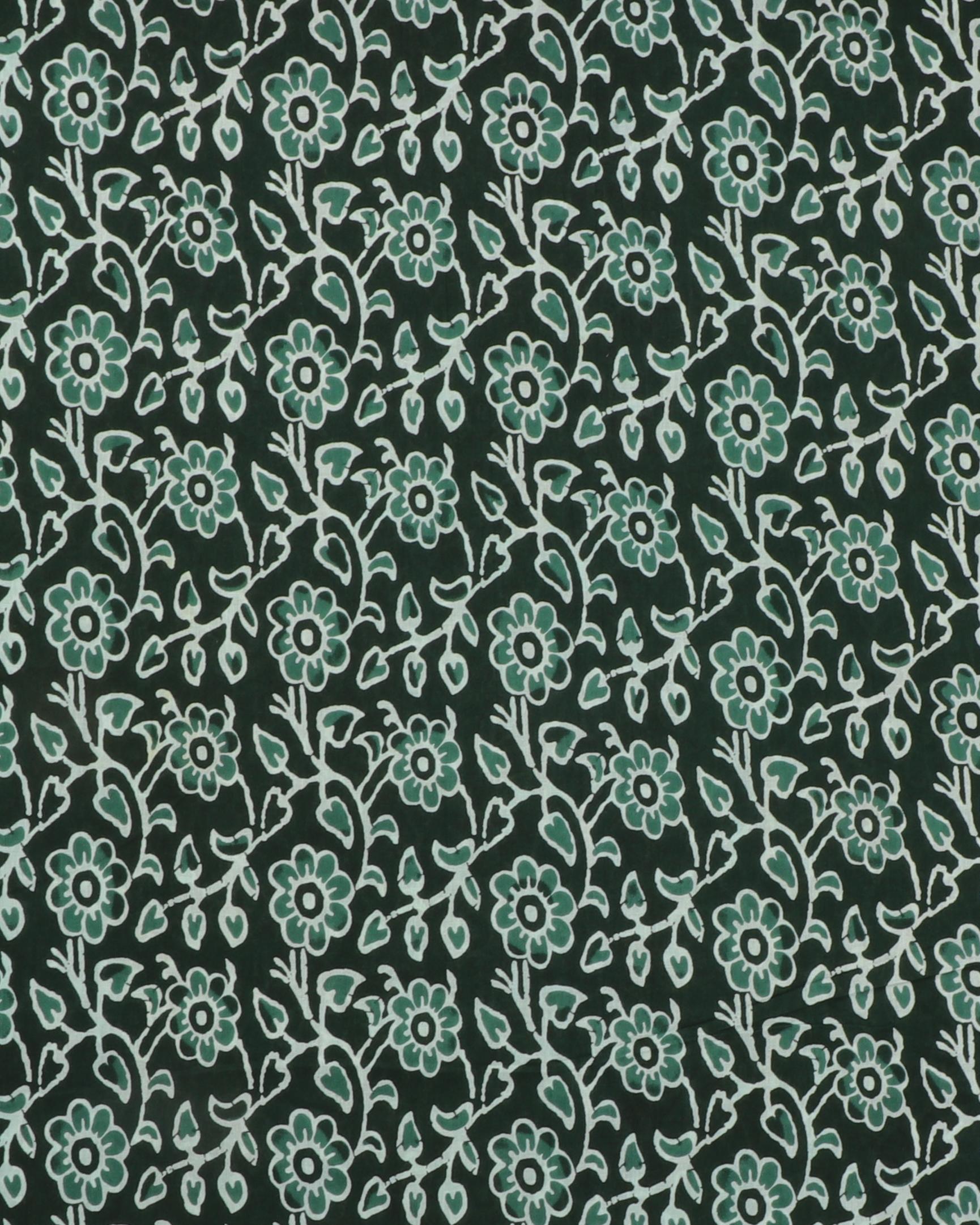 Mørkegrøn med blomster - Bomuld (voile) 3 Mørkegrøn med blomster - Bomuld (voile)