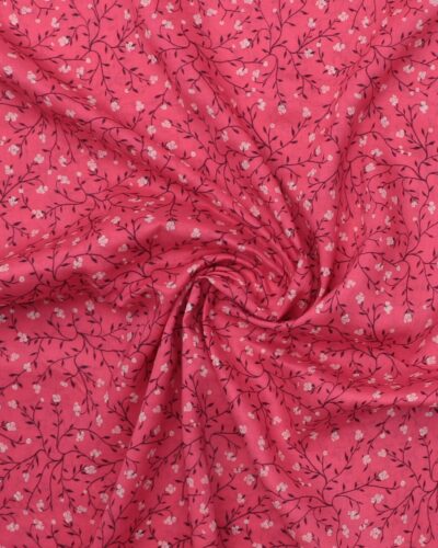 Pink med lyse blomster på sortbrune snerler - Viskose 7 Pink med lyse blomster på sortbrune snerler - Viskose