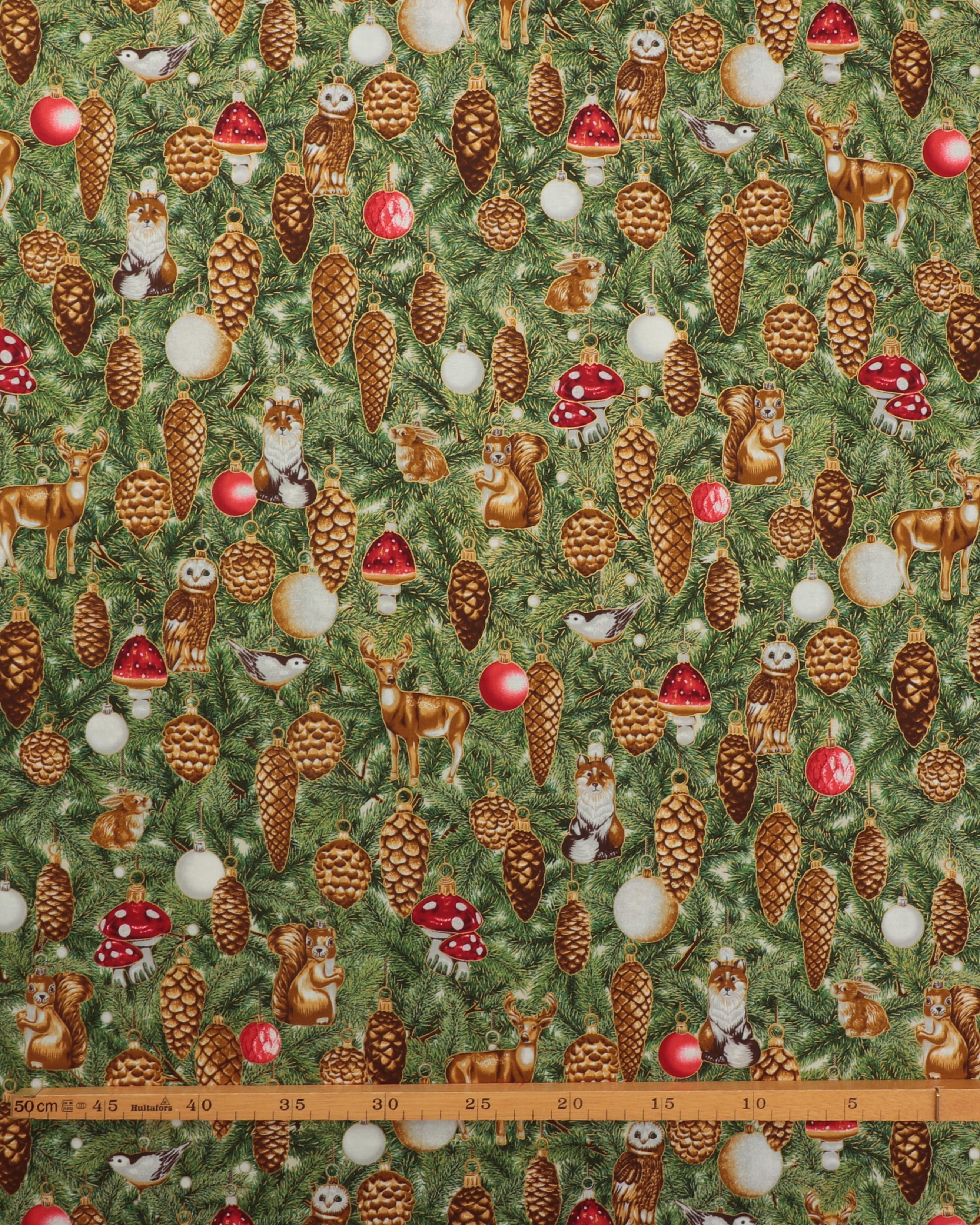 Forest Glen, gran med juleornamenter m. lidt guld - Patchwork 4 Forest Glen, gran med juleornamenter m. lidt guld - Patchwork - Billede 2