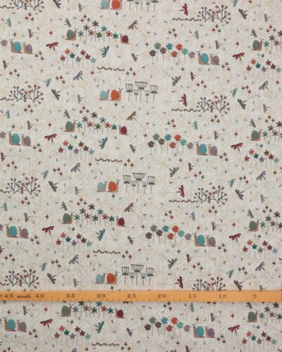 Alternative view of Woodland Tale, snegle og guldsmede - Patchwork