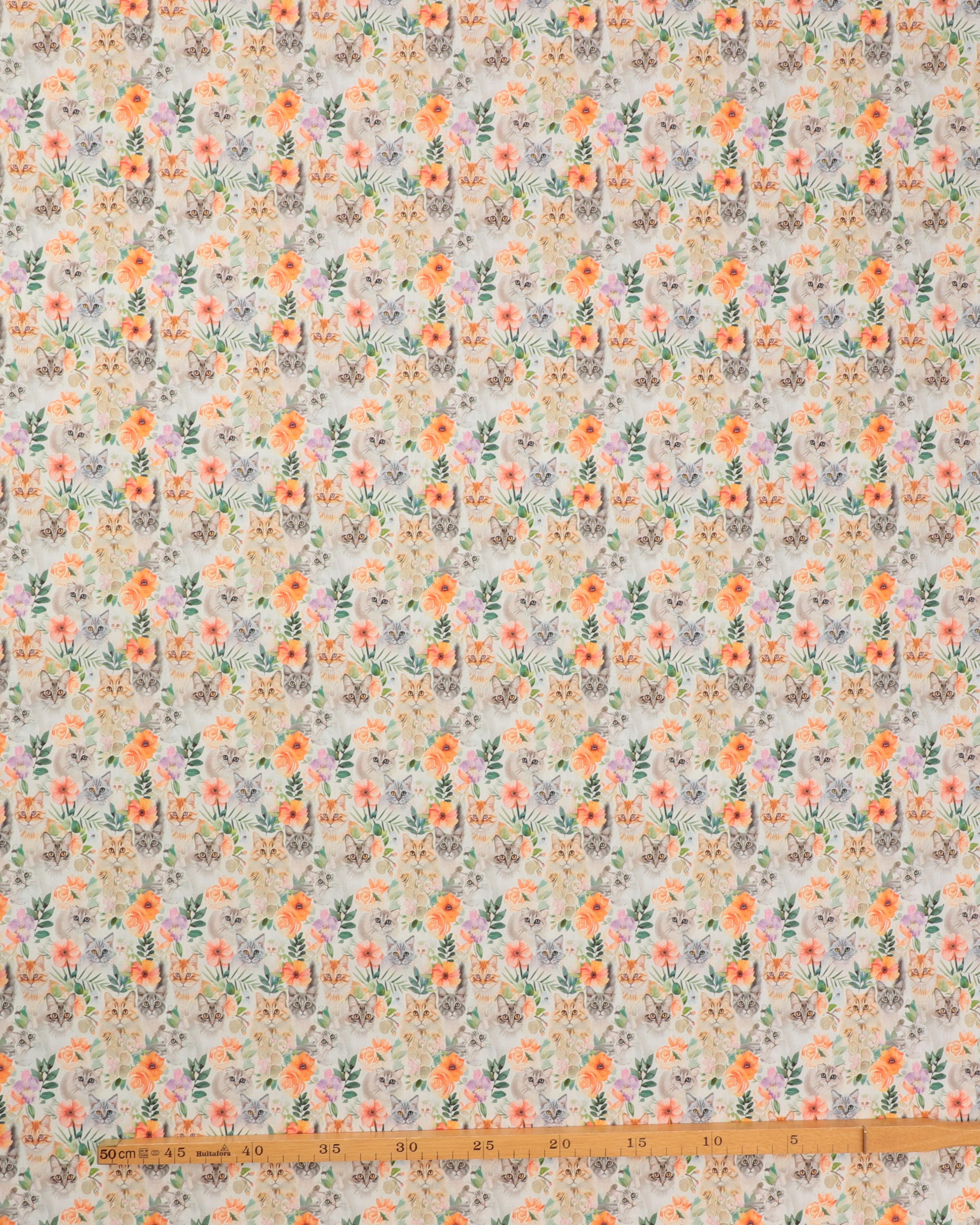 Fine små katte, blomster og grønne blade - Bomuld 4 Fine små katte, blomster og grønne blade - Bomuld - Billede 2